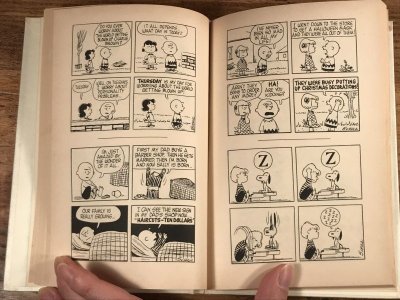 画像2: Peanuts Snoopy “Go Fly a Kite, Charlie Brown” Comic Book　スヌーピー　ビンテージ　コミックブック　60〜70年代
