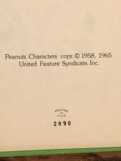 画像2: “I Never Promised You an Apple Orchard” The Collected Writings of Snoopy Picture Book　スヌーピー　ビンテージ　絵本　70年代