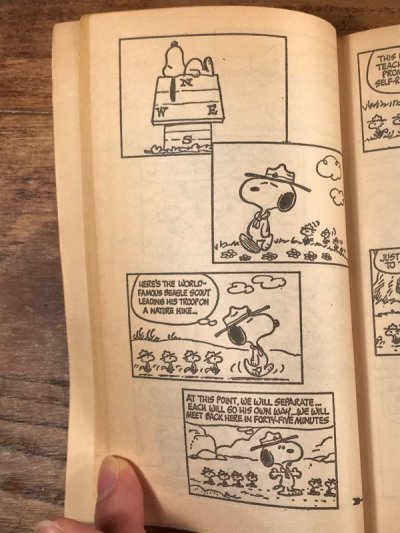 画像1: Peanuts Snoopy “It's Show Time, Snoopy” Comic Book　スヌーピー　ビンテージ　コミックブック　70年代