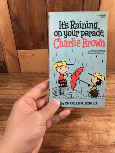 画像3: Peanuts Snoopy “It's Raining On Your Parade, Charlie Brown” Comic Book　スヌーピー　ビンテージ　コミックブック　70年代