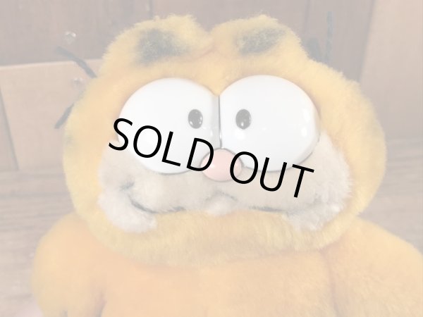 80年代頃のDakin社製のガーフィールドのビンテージのぬいぐるみ