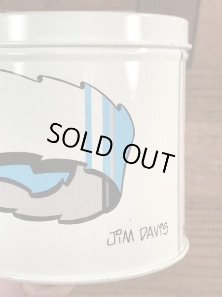 80年代頃のガーフィールドのビンテージの缶