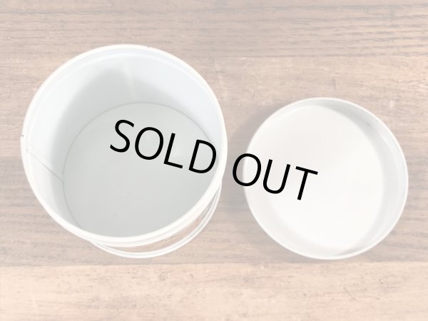 80年代頃のガーフィールドのビンテージの缶