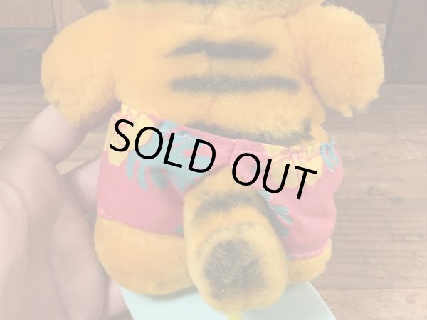 80年代頃のDakin社製のガーフィールドのビンテージのぬいぐるみ