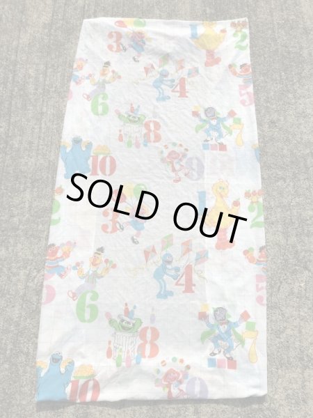 70〜80’sのセサミストリートのヴィンテージのベッドシーツ