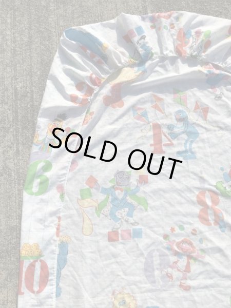 70〜80年代頃のセサミストリートのビンテージのボックスシーツ