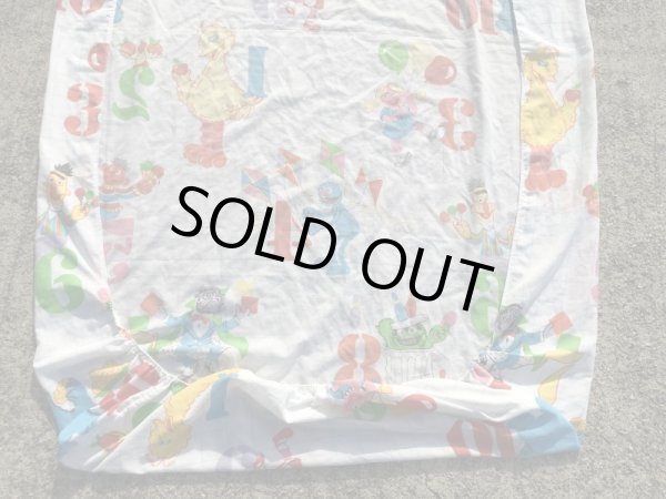 70〜80’sのセサミストリートのヴィンテージのベッドシーツ