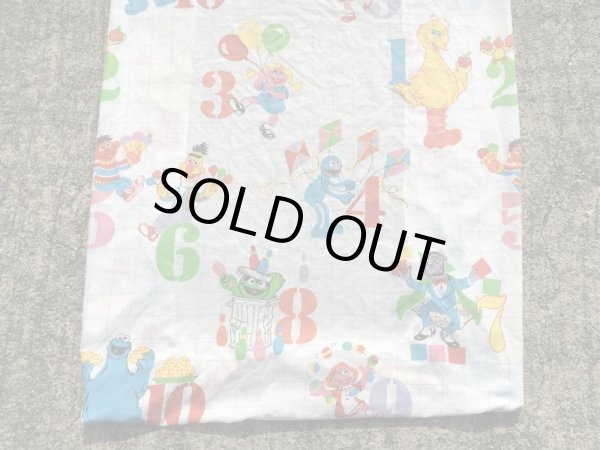 70〜80’sのセサミストリートのヴィンテージのベッドシーツ