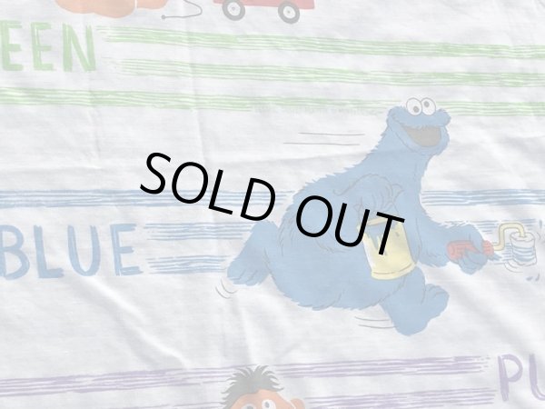 80年代頃のセサミストリートのビンテージのフラットシーツ