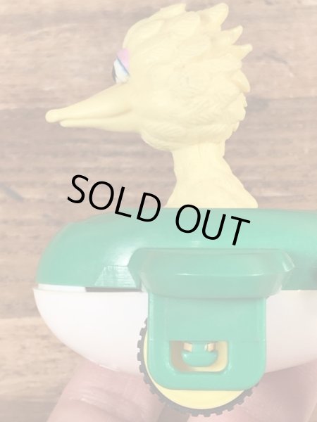 90’sのセサミストリートのビッグバードのヴィンテージの車のおもちゃ