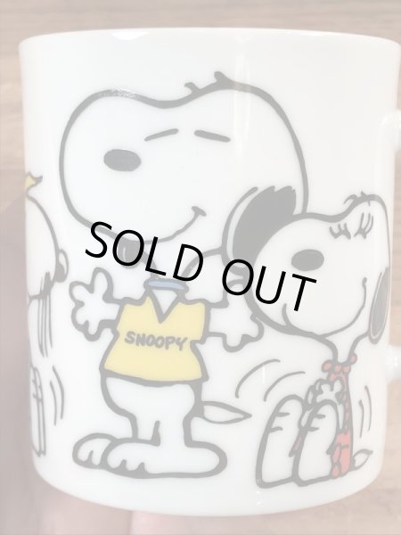 70年代頃の陶器製のスヌーピーのビンテージのマグカップ