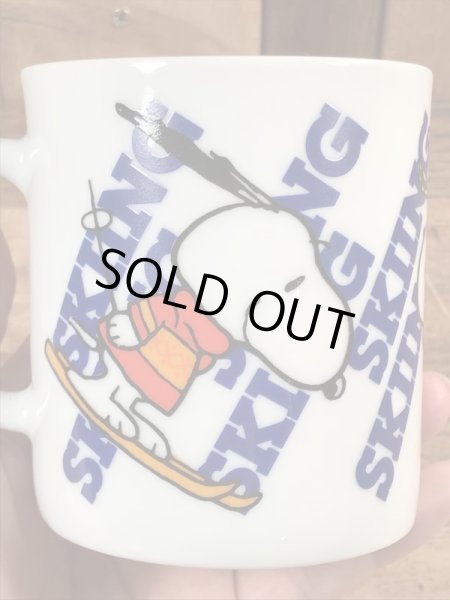 70年代頃のスヌーピーのビンテージのセラミックマグ