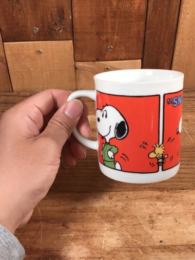 画像3: Peanuts Snoopy “Jogging Hound” Ceramic Mug　スヌーピー　ビンテージ　マグカップ　陶器　70年代