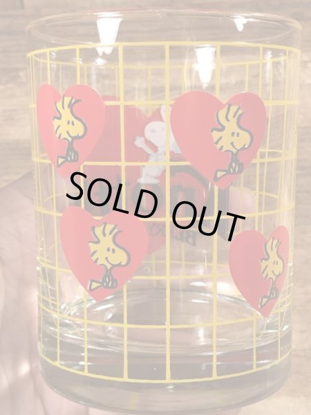 80年代頃のナッツベリーファームのスヌーピーのビンテージのグラスコップ