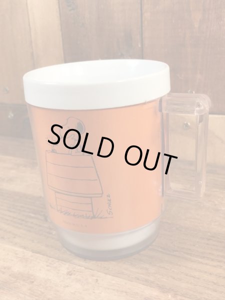 70’sのスヌーピーのヴィンテージのプラスチックマグカップ