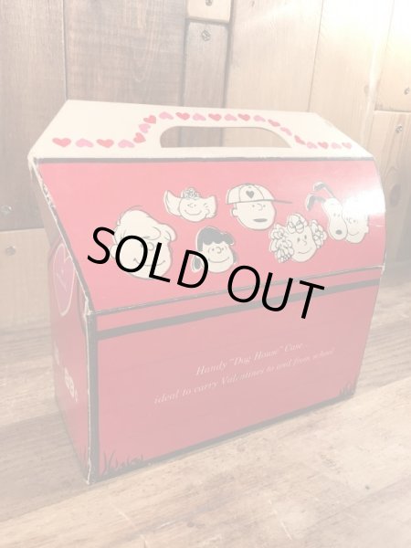 70年代頃のスヌーピーのビンテージのバレンタインボックス