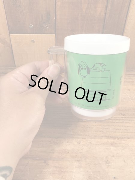 70’sのスヌーピーのヴィンテージのプラスチックマグカップ