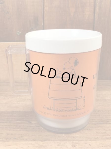 70’sのスヌーピーのヴィンテージのプラスチックマグカップ