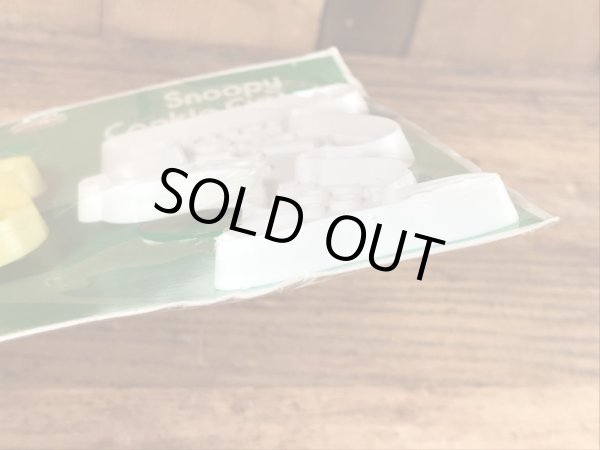 70’sのHallmark社製のスヌーピーのヴィンテージのクッキーカッター