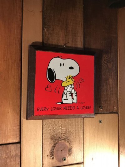 画像2: Hallmark Peanuts Snoopy “Every Lover...” Wood Wall Hanging　スヌーピー　ビンテージ　壁掛け　ウッドストック　70年代