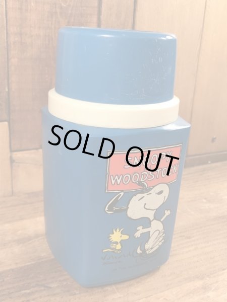70年代頃のスヌーピーとウッドストックのビンテージの水筒