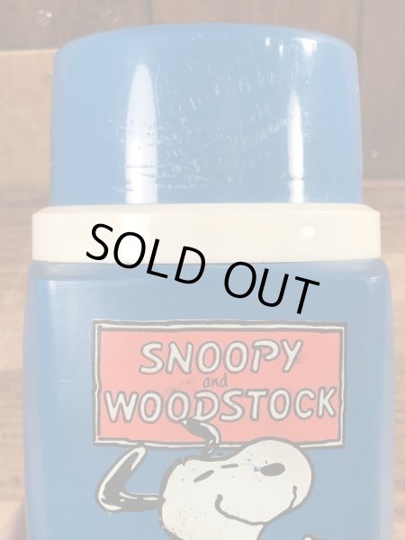 70年代頃のスヌーピーとウッドストックのビンテージの水筒