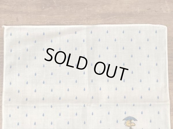 70〜80年代頃のホールマーク社製のスヌーピーのビンテージのハンカチ