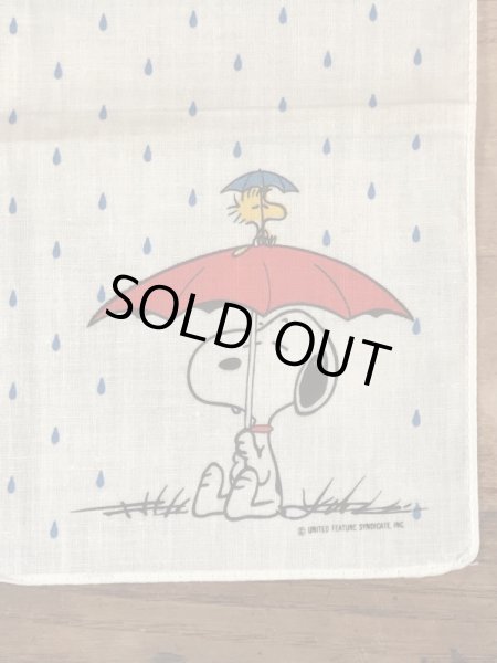 70〜80年代頃のHallmark社製のスヌーピーのビンテージのハンカチ