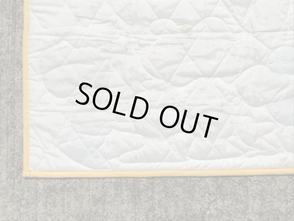 80年代頃のスヌーピーのビンテージのキルティング布団