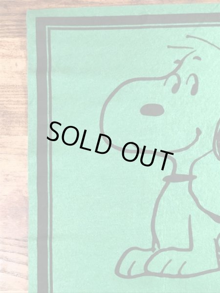 70年代頃のスヌーピーのビンテージのフェルトバナー