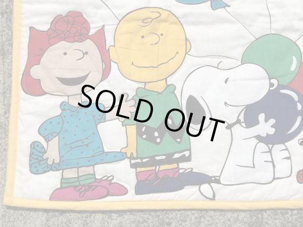 80年代頃のスヌーピーのビンテージのキルティング布団