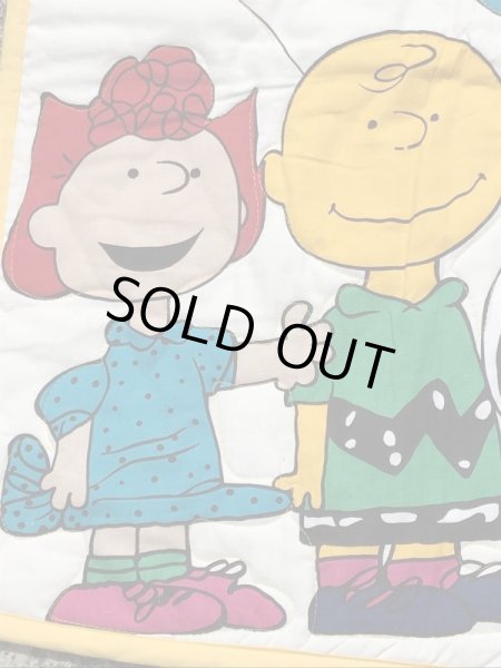 80年代頃のスヌーピーのビンテージのキルティング布団