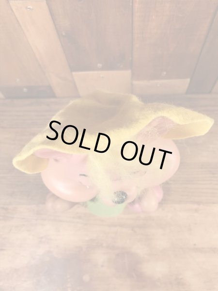 70年代頃のロイデス社製のウサギのビンテージのコインバンクドール