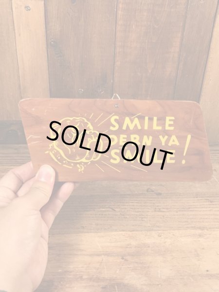 60’sのブルドッグが描かれたヴィンテージのサインボード