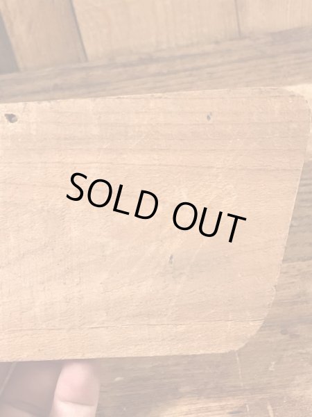 60年代頃のメッセージが描かれたビンテージの壁掛けウッドサイン