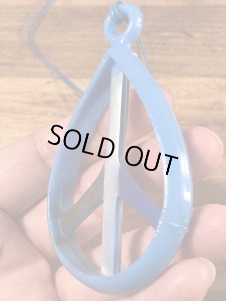 70年代頃のピースサインのビンテージのネックレス