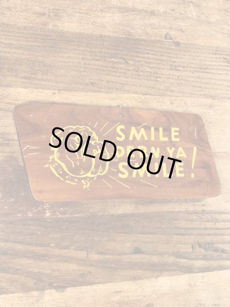 60年代頃のメッセージが書かれたビンテージの壁掛けウッドサイン