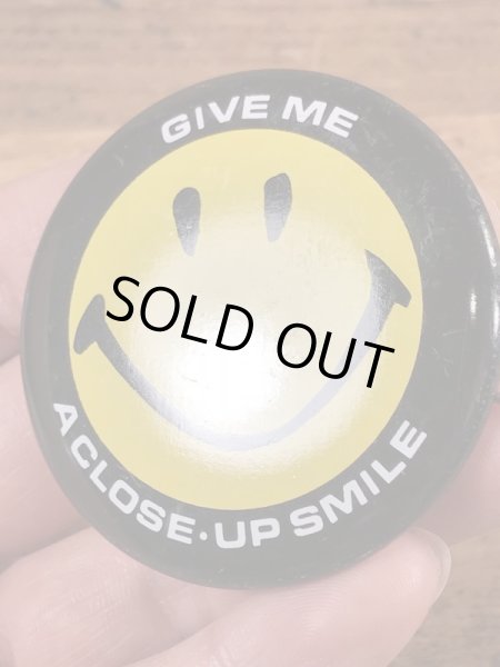 70’s〜頃のスマイルフェイスのヴィンテージの缶バッチ