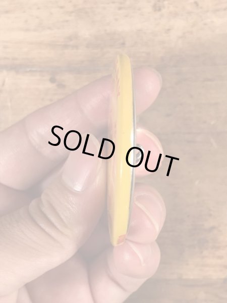 70年代頃のスマイルフェイスのビンテージの缶バッジ