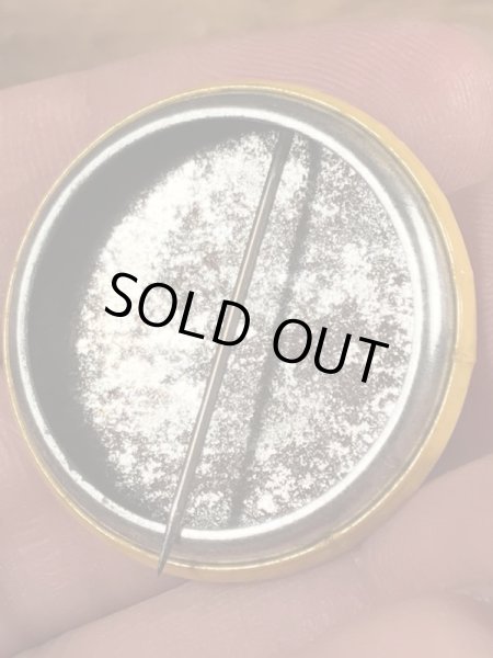 70年代頃のスマイルフェイスのビンテージの缶バッジ