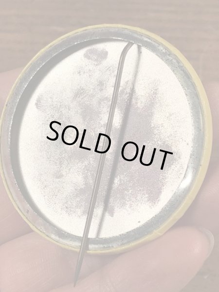 70年代頃のスマイルフェイスのビンテージの缶バッジ