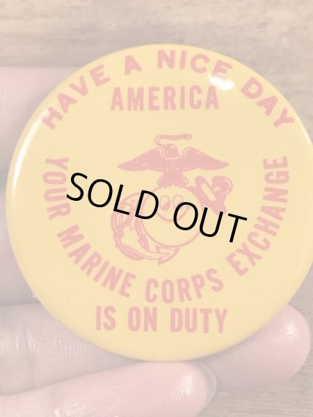 70年代頃のスマイルフェイスのビンテージの缶バッジ