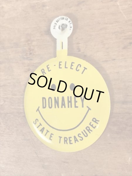 70’sのスマイルフェイスのヴィンテージのタブバッジ