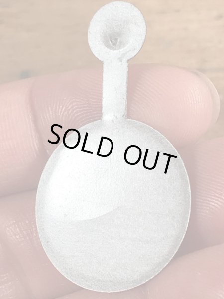 60年代頃〜のアイスクリームが描かれたビンテージのタブバッジ