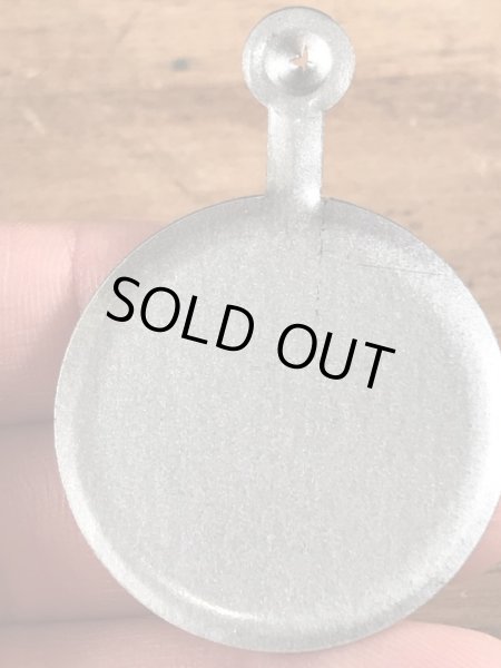 70’sのスマイルフェイスのヴィンテージのタブバッジ