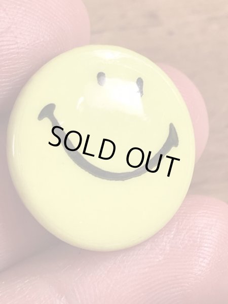 70年代頃のスマイルのビンテージの缶バッジ