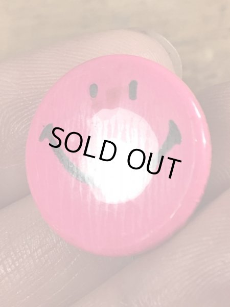 70’sのスマイルフェイスのヴィンテージの缶バッジ