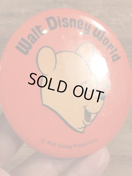 70年代頃のくまのプーさんのビンテージの缶バッジ