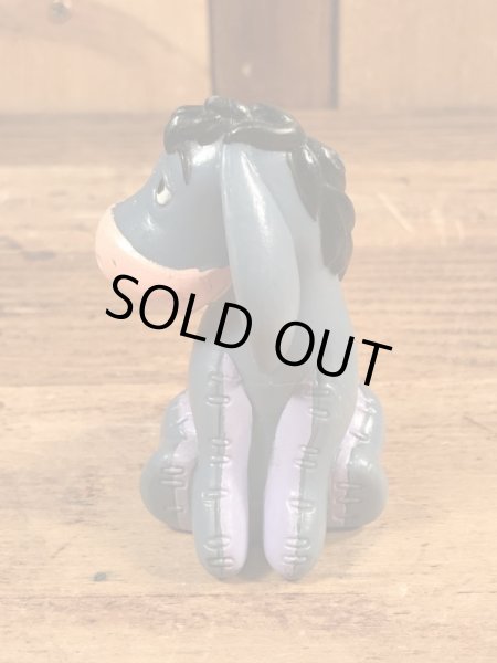 ディズニーのくまのプーさんのイーヨーのヴィンテージのおもちゃ