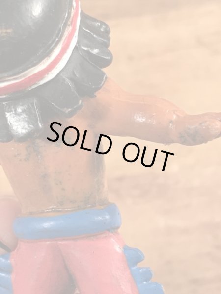 80年代頃のディズニーのハイアワサのビンテージのPVCフィギュア